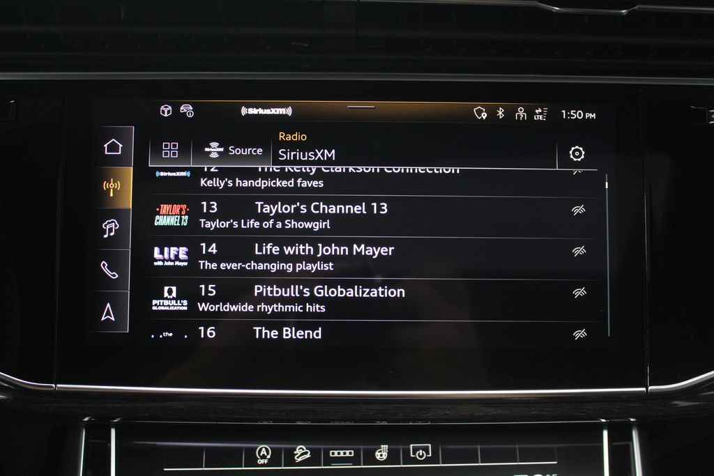 Thumbnail: 2026 Audi Q8 - 21