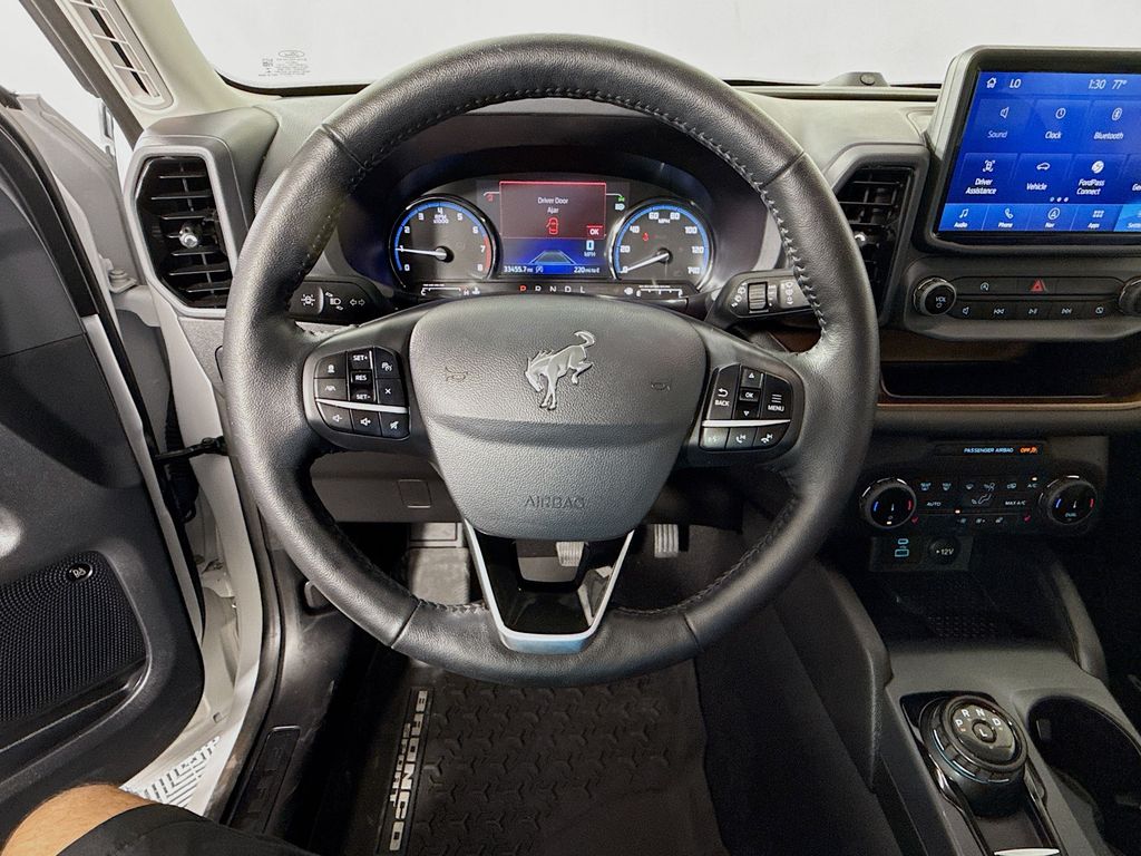 Thumbnail: 2022 Ford Bronco Sport - 11