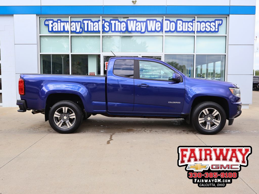 Laser Blue Metallic 2017 Chevrolet Colorado Work Truck Extended Cab LB RWD Pickup Truck 4X2 8-Speed Automatic