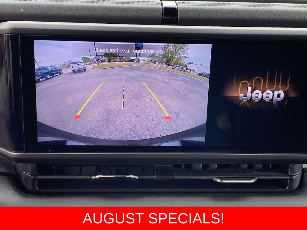 Used 2025 Jeep Wrangler SUV