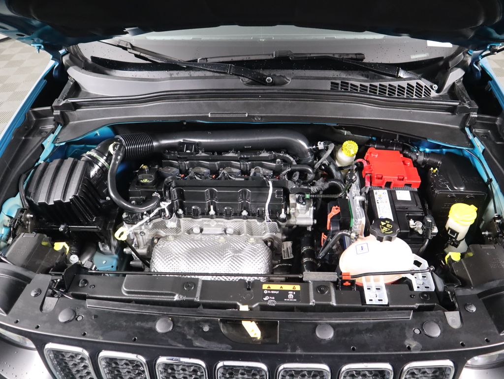 Thumbnail: 2021 Jeep Renegade - 29