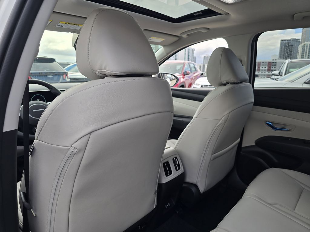 New 2026 Green Hyundai SEL Premium image 11