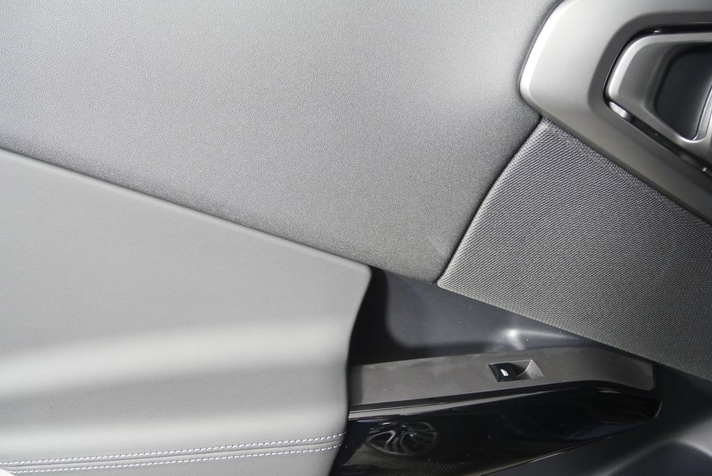 Thumbnail: 2026 BMW X3 - 13