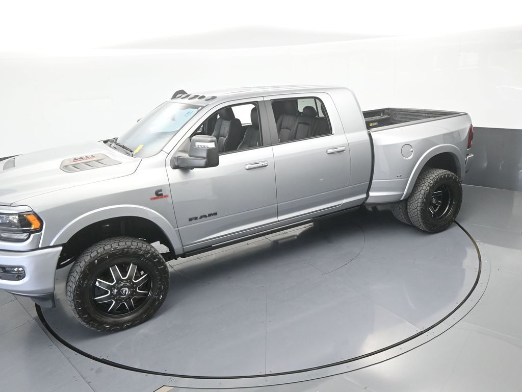 Used 2024 Billet Silver Metallic Clearcoat Ram Limited image 50