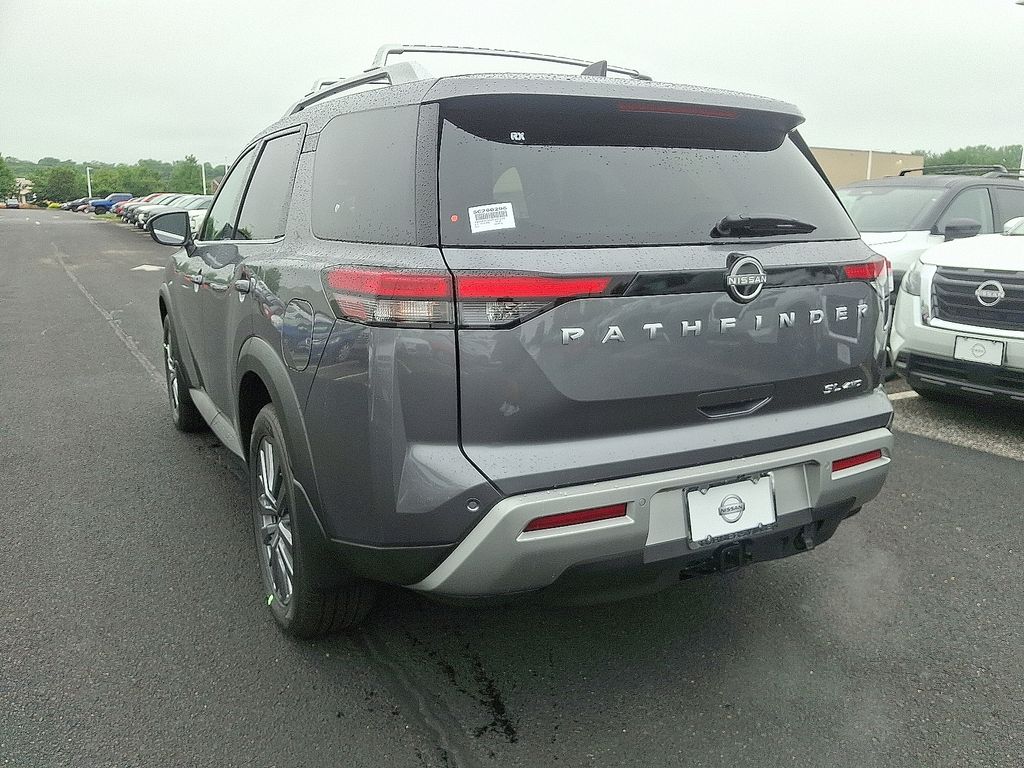 Thumbnail: 2025 Nissan Pathfinder - 3