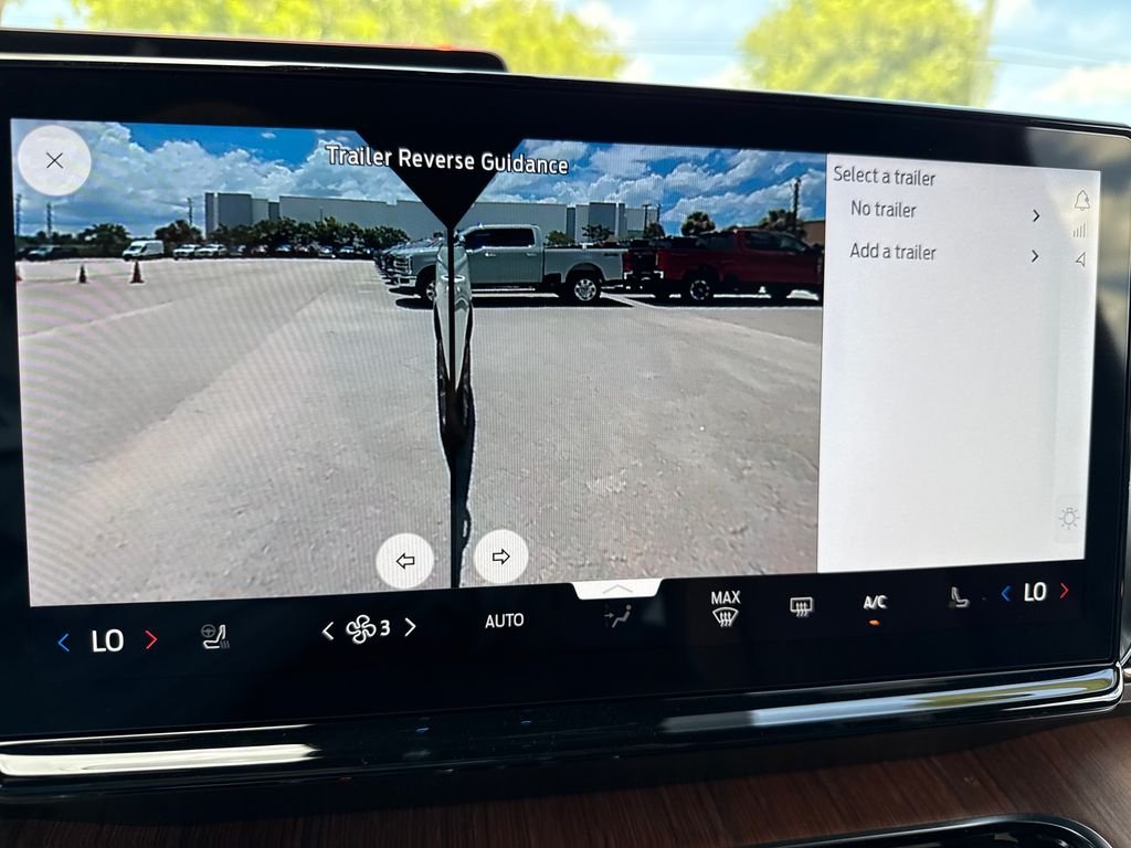 New 2027 White Ford King Ranch image 27