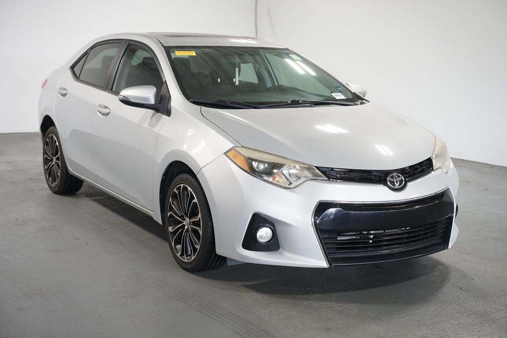 Thumbnail: 2014 Toyota Corolla - 3