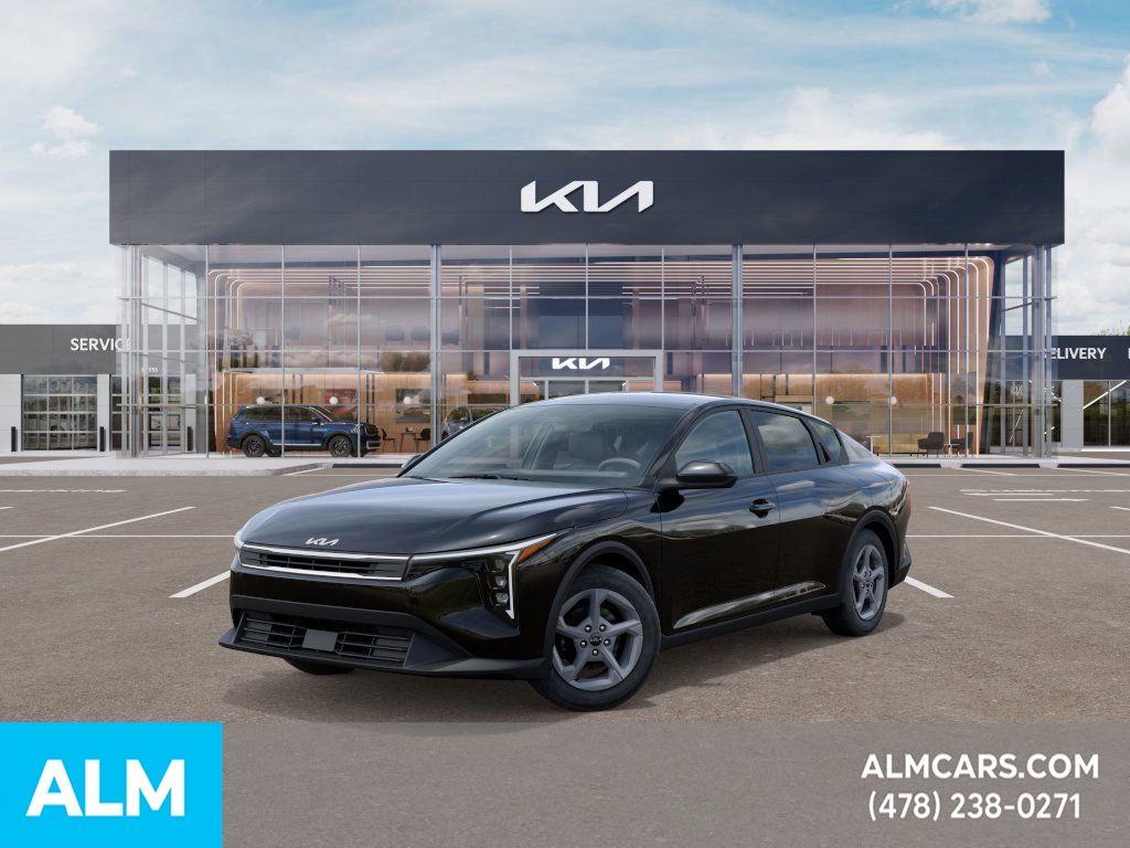 2025 Kia K4 LXS FWD