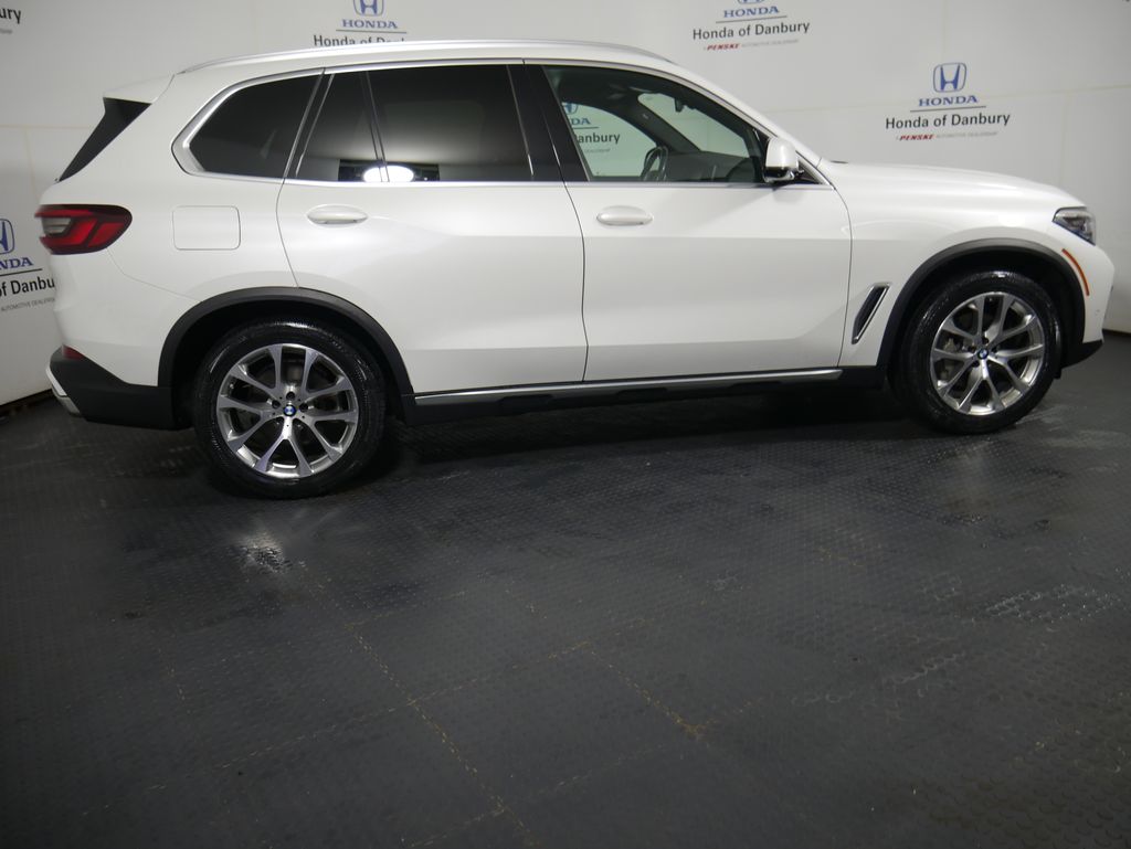 Thumbnail: 2020 BMW X5 - 3