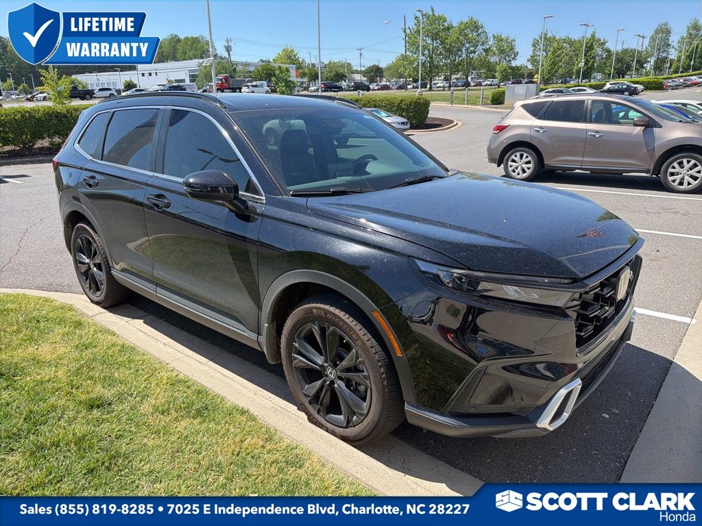 2024 Honda CR-V Hybrid Sport Touring AWD's photo