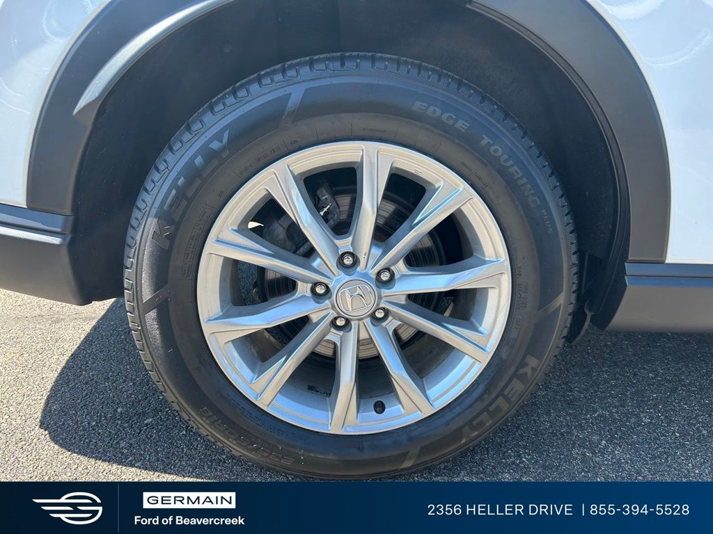 Used 2023 White Honda EX-L image 10