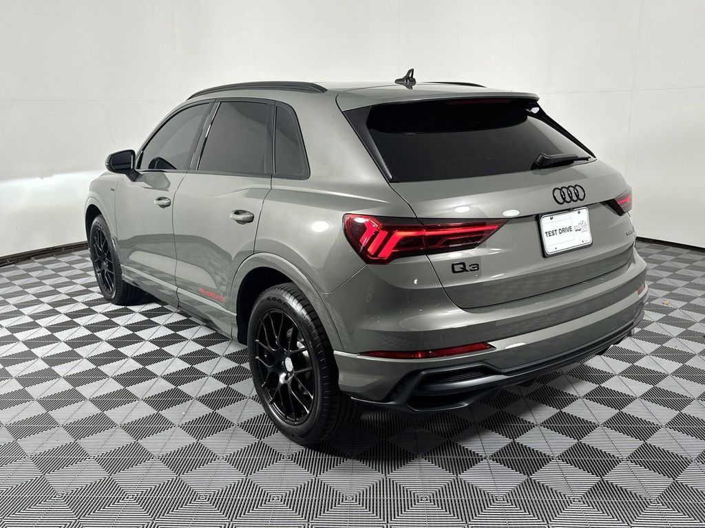 2022 Audi Q3 Premium Plus 5