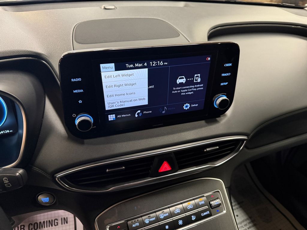 2022 Hyundai Santa Fe SEL photo