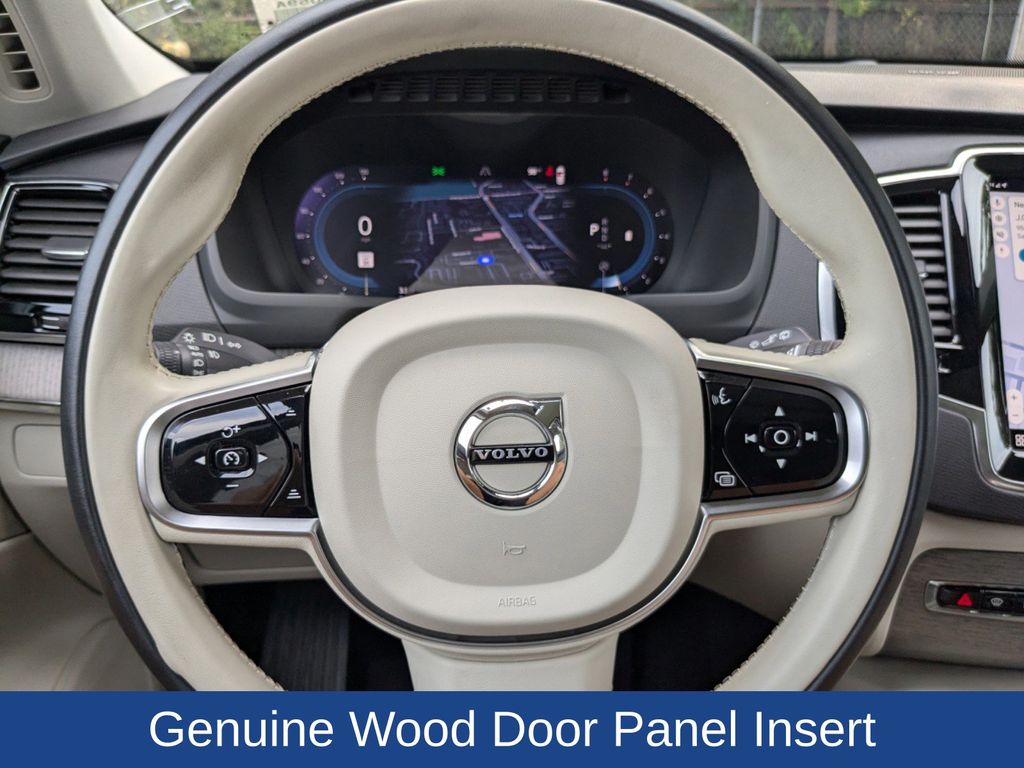 2023 Volvo XC90 B6 Plus 7-Seater