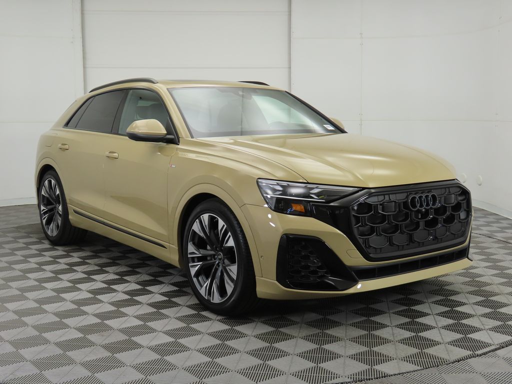 2025 Audi Q8  3