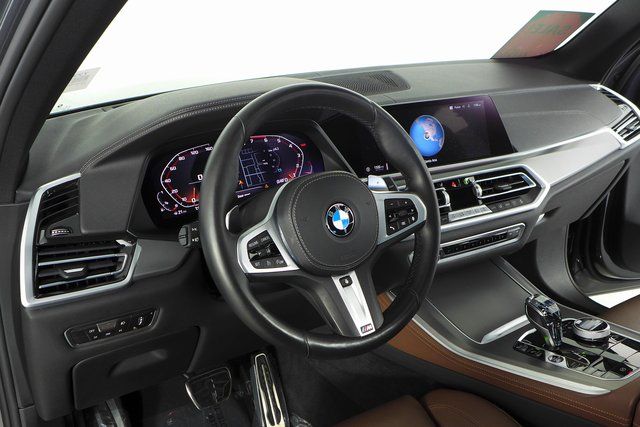 2022 BMW X5 M50i 27