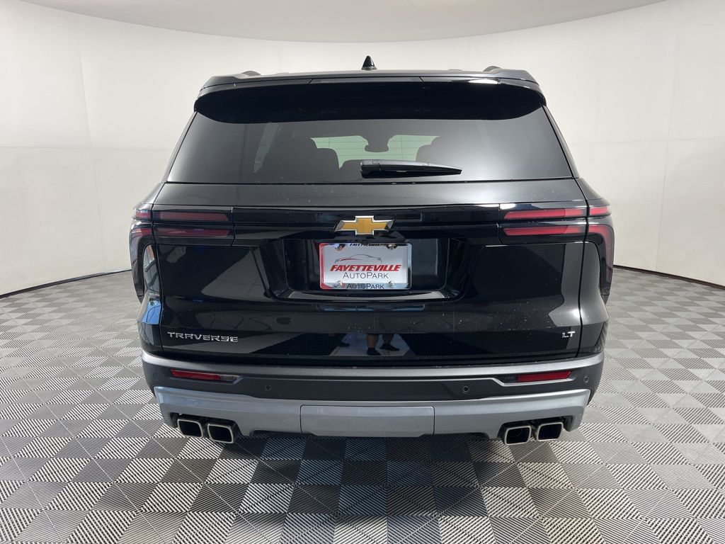 2024 Chevrolet Traverse LT 12