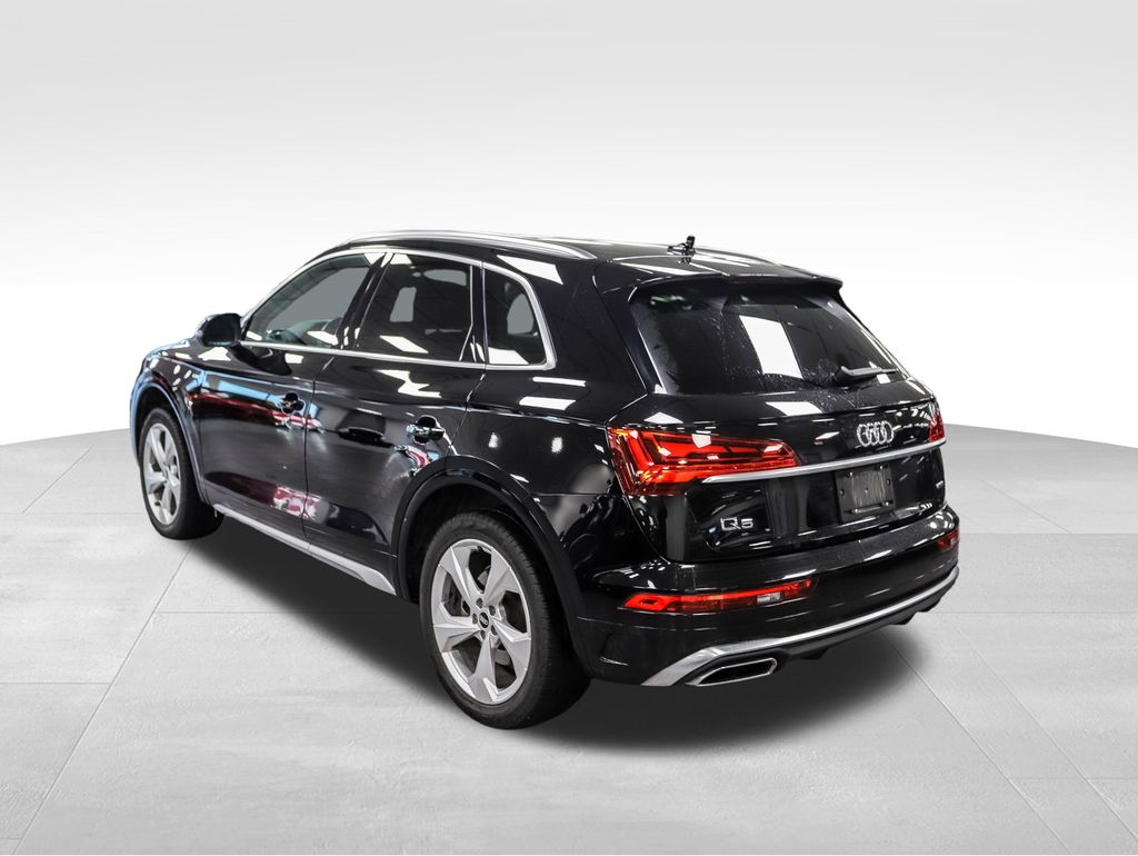 Thumbnail: 2022 Audi Q5 - 3