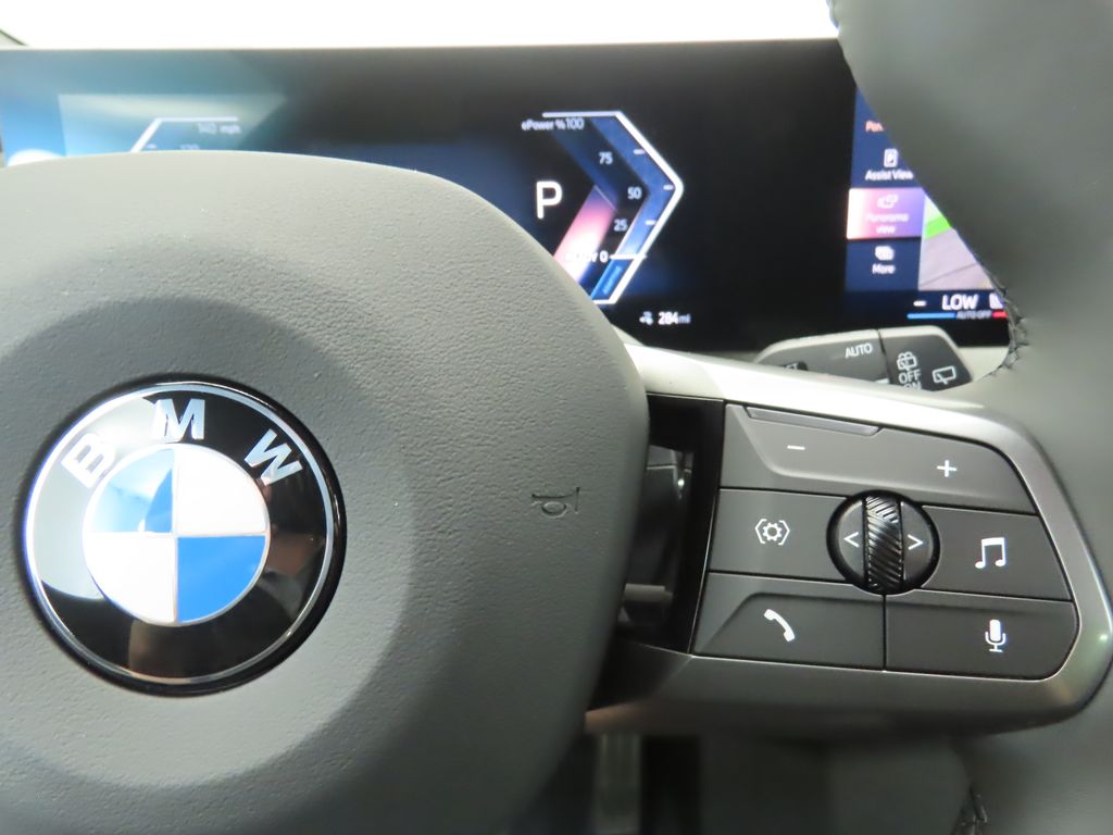 Thumbnail: 2026 BMW iX - 12