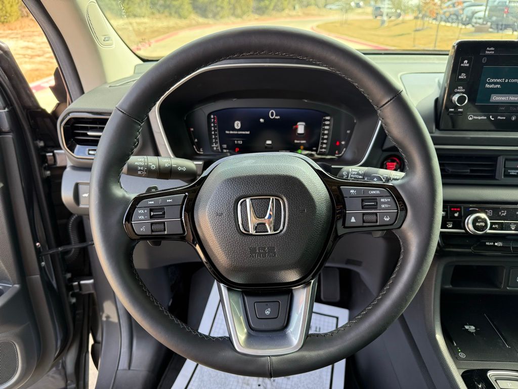 Thumbnail: 2025 Honda Pilot - 15