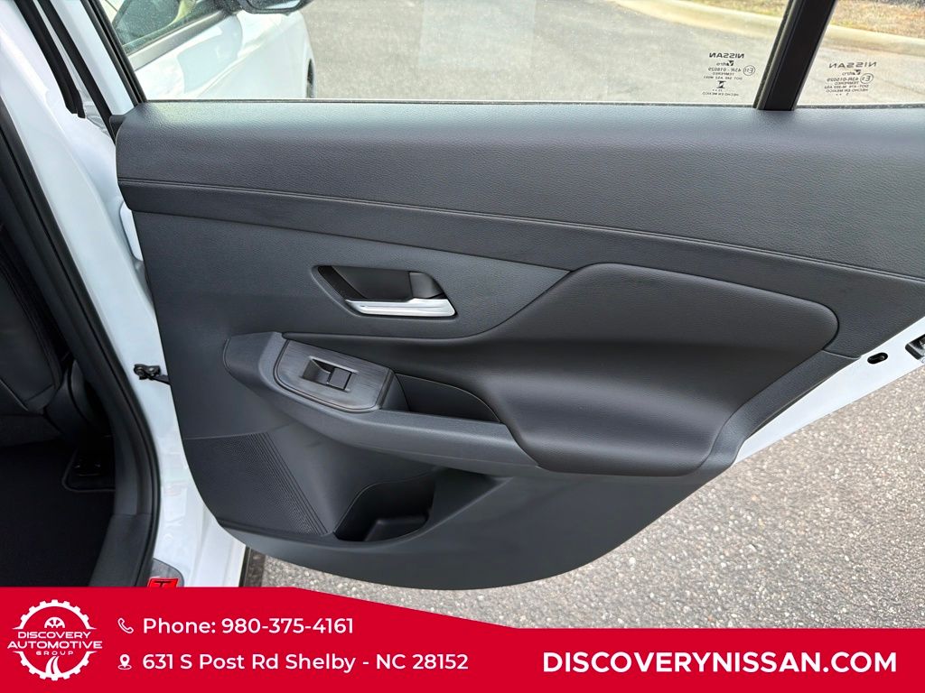 2026 Nissan Sentra SR - Photo 37