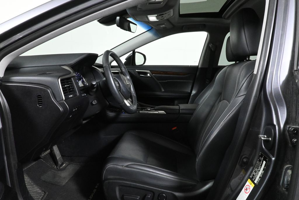 Thumbnail: 2018 Lexus RX - 3