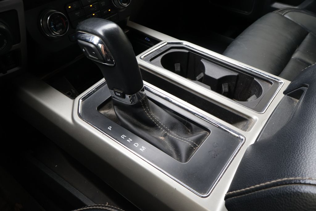 2019 Ford F-150 Lariat 29