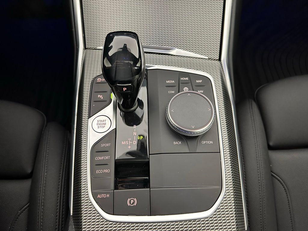 Thumbnail: 2021 BMW 3 Series - 21