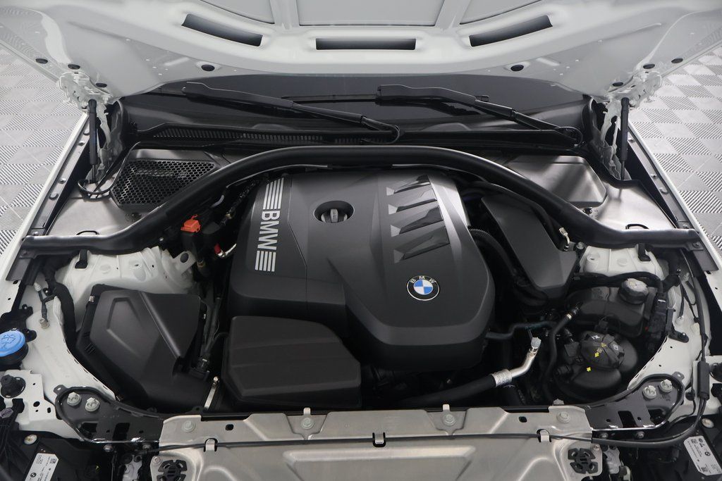 Thumbnail: 2025 BMW 3 Series - 8