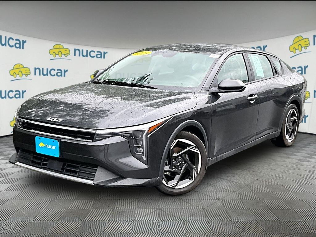 2025 Kia K4 — photo 3