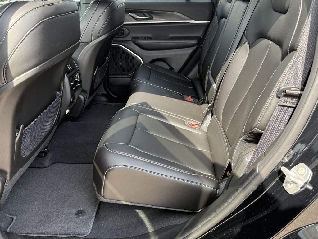 2025 Jeep Grand Cherokee Limited Black at River Oaks CDJR