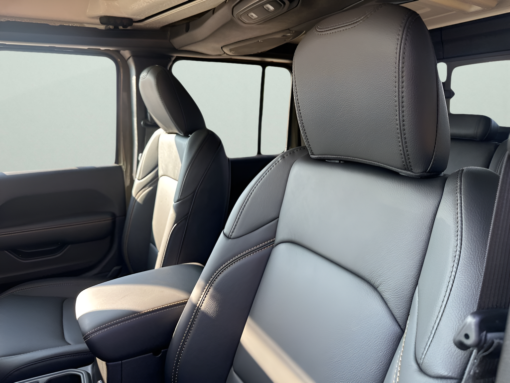 New Car 2025 Jeep Gladiator  For Sale Under $50,000 In Austin, Texas