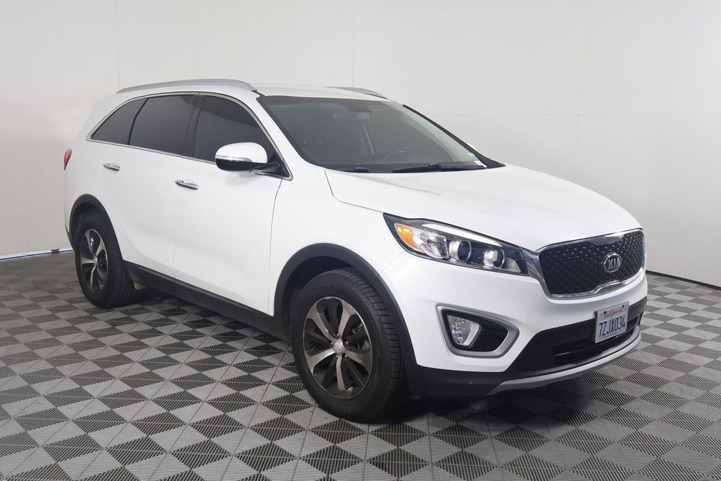 2017 Kia Sorento EX 3