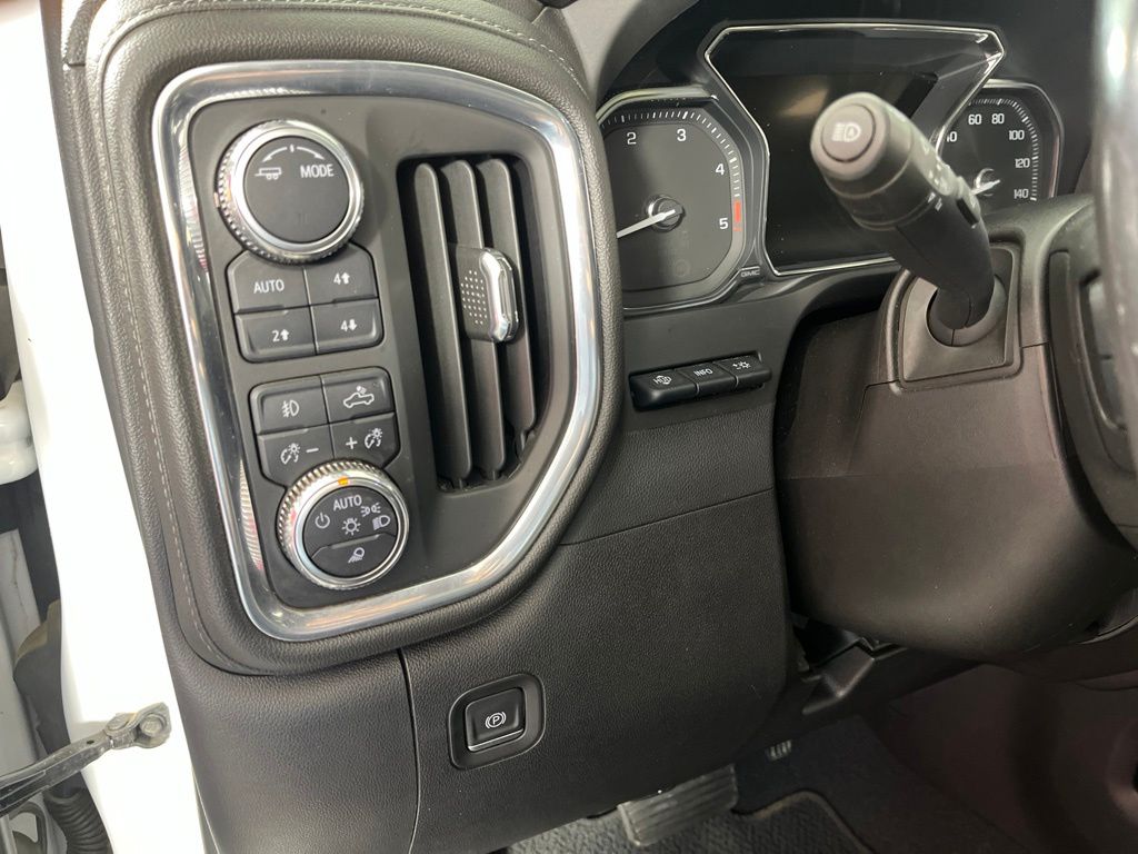 Thumbnail: 2023 GMC Sierra 2500 - 31