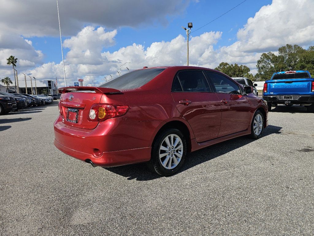 2010 Toyota Corolla  4