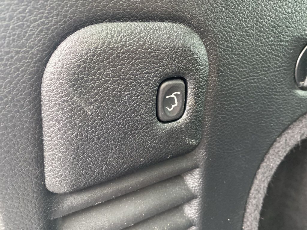 used 2019 Jeep Grand Cherokee car, priced at $14,750