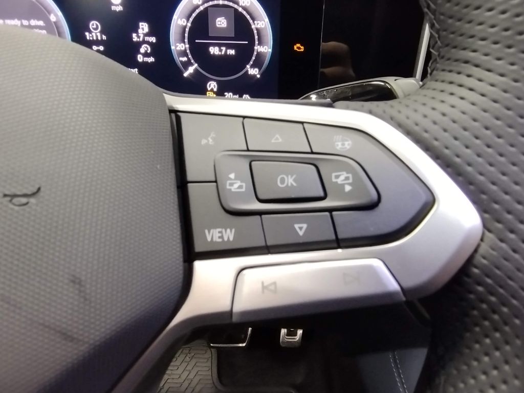 2026 Volkswagen Tiguan 2.0T SEL R-Line Turbo