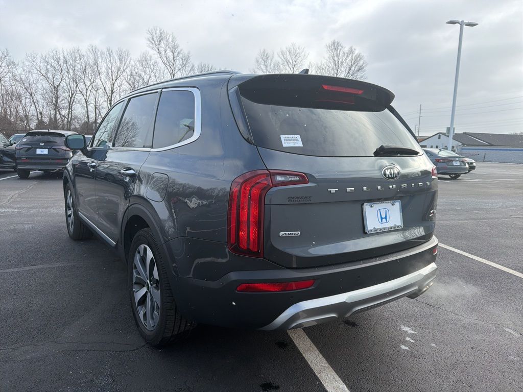 Thumbnail: 2020 Kia Telluride - 3