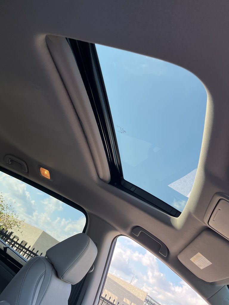 Thumbnail: 2022 Honda Odyssey - 30