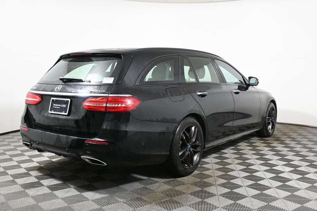 Thumbnail: 2020 Mercedes-Benz E-Class - 7