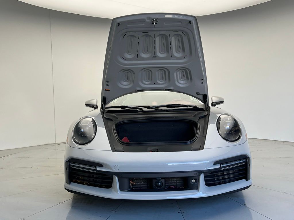 Thumbnail: 2021 Porsche 911 - 26