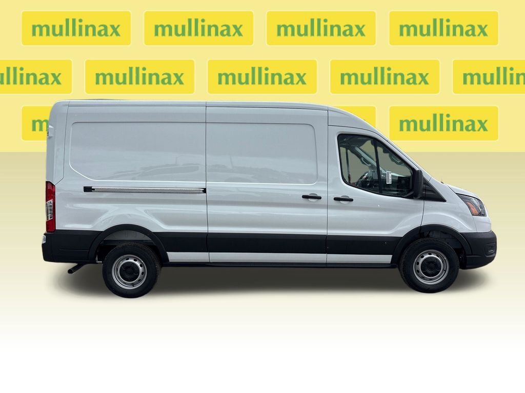 New 2026 White Ford Base image 2
