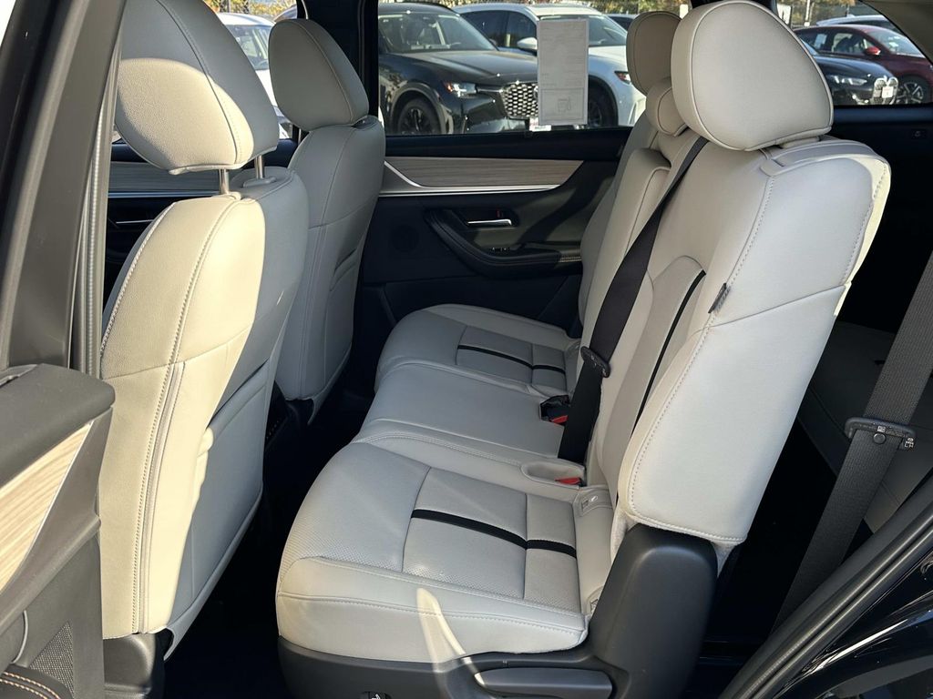 Mazda CX-90 Plug-In Hybrid PHEV Preferred Package