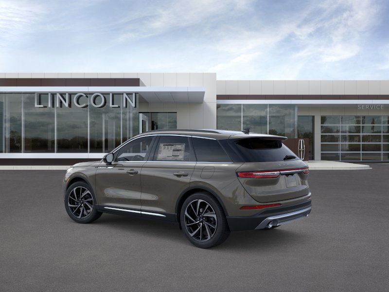 New 2025 Harbor Gray Metallic Clearcoat Lincoln Reserve image 4