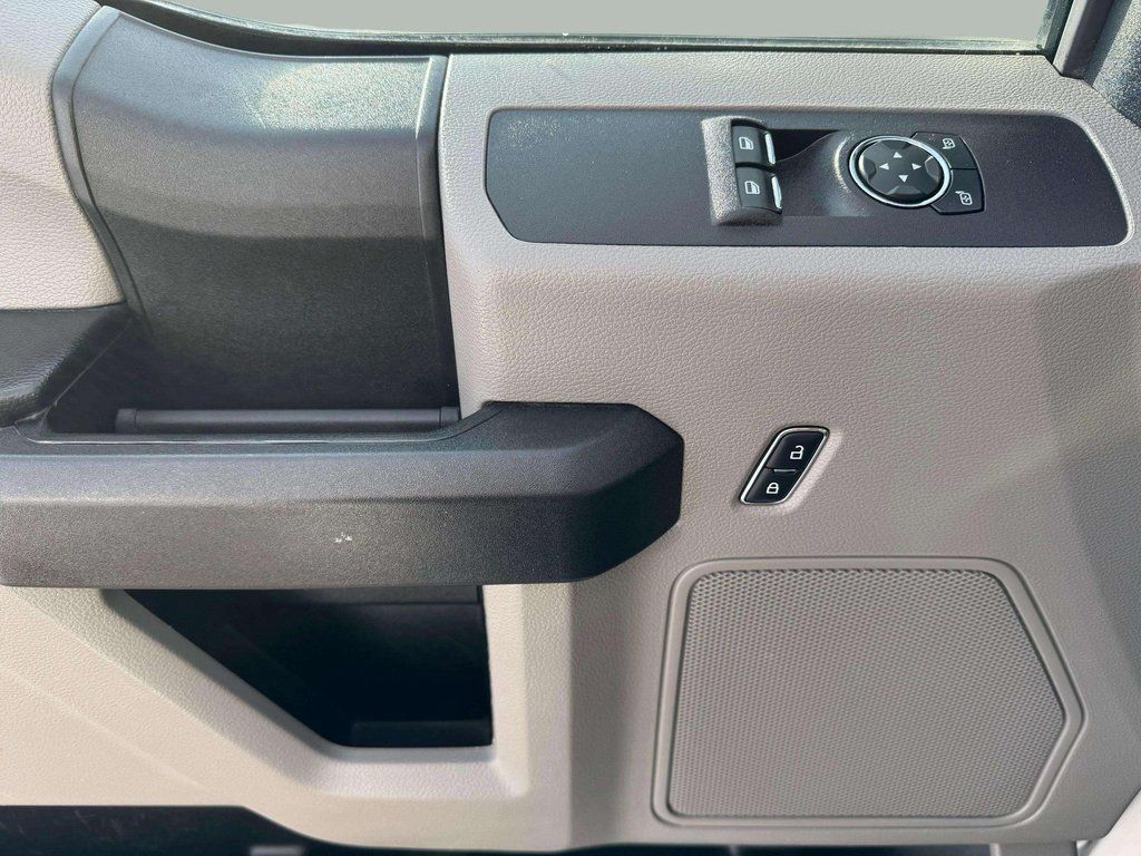 Used 2020 Oxford White Ford XL image 7