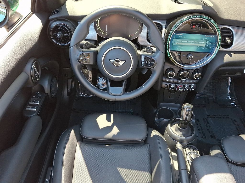Thumbnail: 2024 MINI Cooper - 12