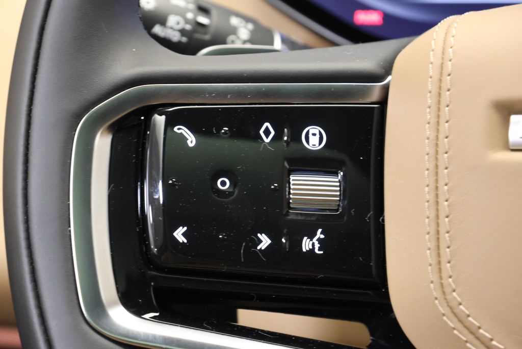 Thumbnail: 2026 Land Rover Range Rover Sport - 18