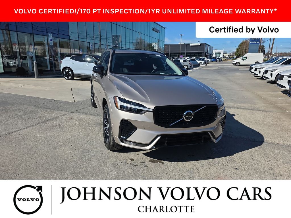 2025 Volvo XC60 B5 Plus Dark Theme AWD