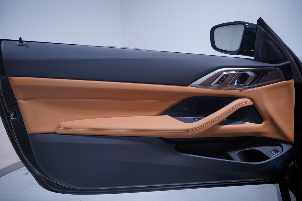 Thumbnail: 2026 BMW 4 Series - 10