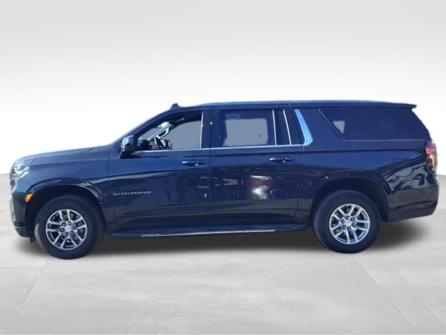 2023 Chevrolet Suburban LT 4